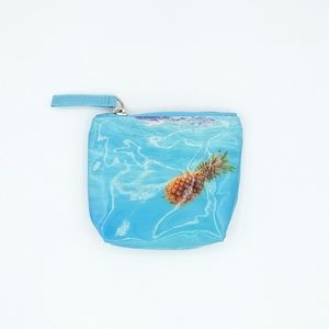 Free with purchase! Kiele Wet Pouch (mini)